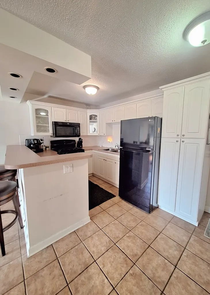 2211 South Stewart Avenue Lombard IL 60148