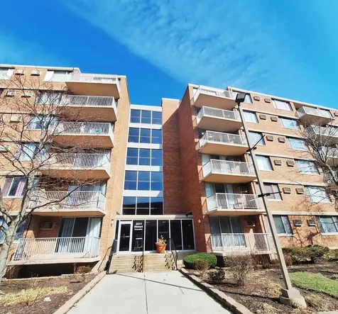 2211 South Stewart Avenue Lombard IL 60148