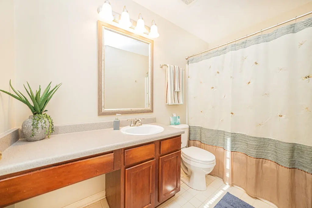 24090 West Pear Tree Circle Plainfield IL 60585