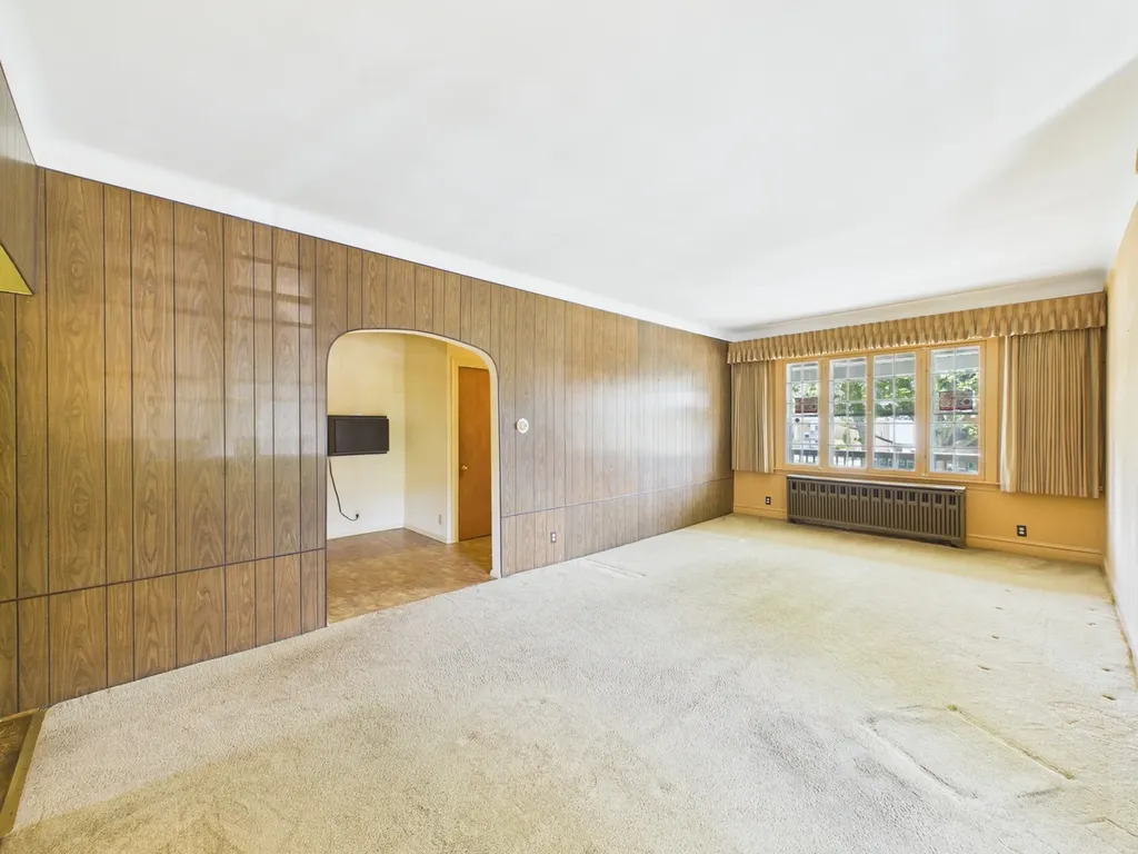 5458 West Windsor Avenue Chicago IL 60630