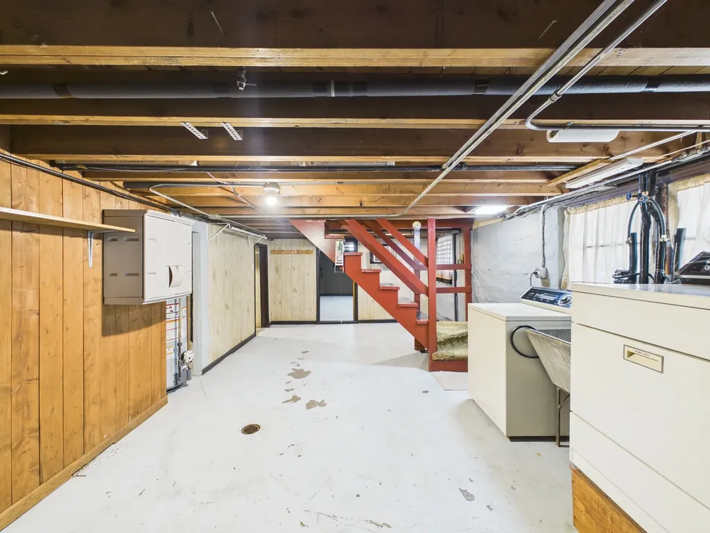 5458 West Windsor Avenue Chicago IL 60630