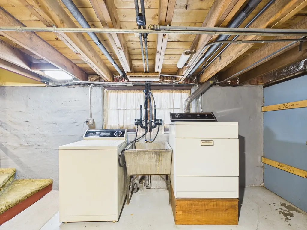 5458 West Windsor Avenue Chicago IL 60630