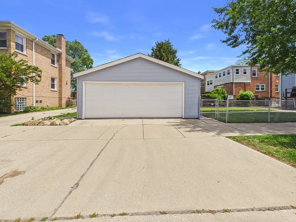 5458 West Windsor Avenue Chicago IL 60630