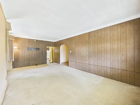 5458 West Windsor Avenue Chicago IL 60630
