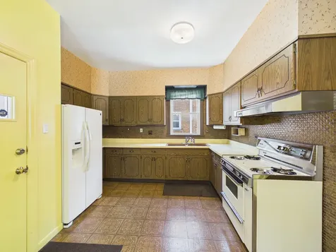 5458 West Windsor Avenue Chicago IL 60630