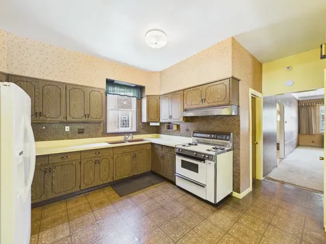 5458 West Windsor Avenue Chicago IL 60630
