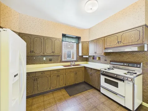 5458 West Windsor Avenue Chicago IL 60630