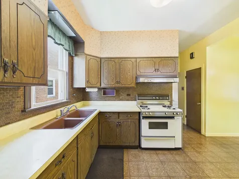 5458 West Windsor Avenue Chicago IL 60630