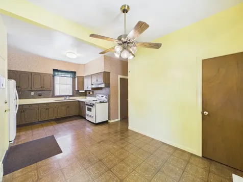 5458 West Windsor Avenue Chicago IL 60630