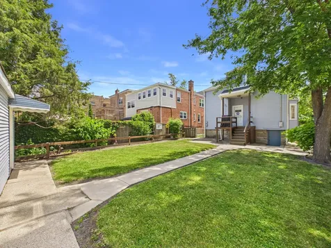 5458 West Windsor Avenue Chicago IL 60630