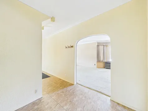5458 West Windsor Avenue Chicago IL 60630