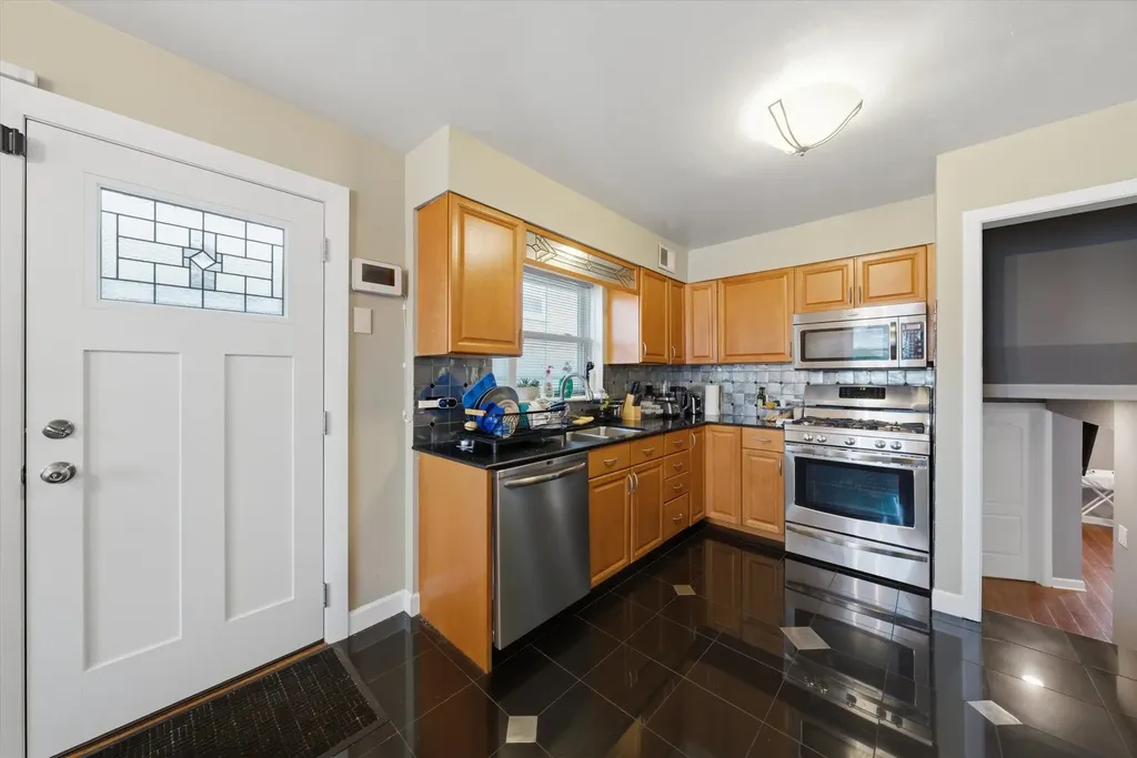 8638 South Keeler Avenue Chicago IL 60652
