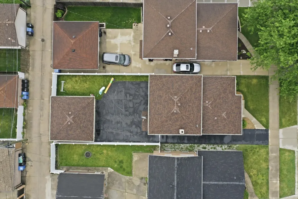 8638 South Keeler Avenue Chicago IL 60652