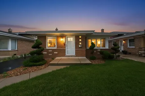 8638 South Keeler Avenue Chicago IL 60652