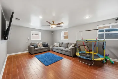 8638 South Keeler Avenue Chicago IL 60652