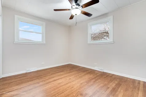 4331 Mann Street Oak Forest IL 60452