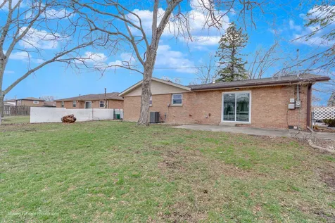 4331 Mann Street Oak Forest IL 60452