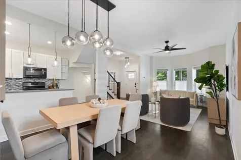 3439 North Paulina Street Chicago IL 60657