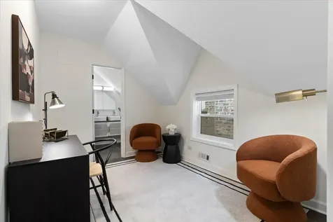 3439 North Paulina Street Chicago IL 60657