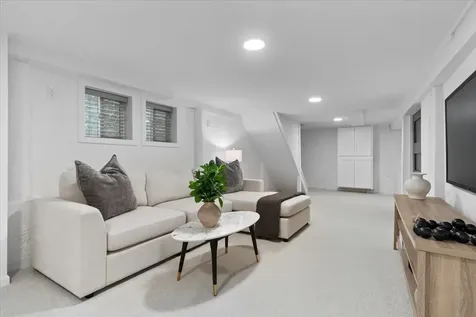 3439 North Paulina Street Chicago IL 60657