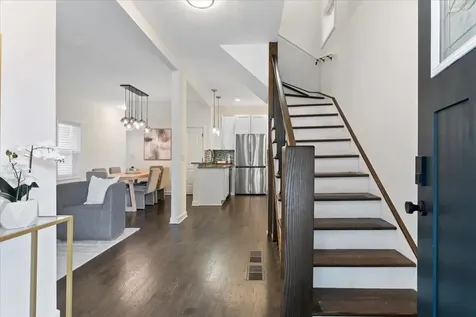 3439 North Paulina Street Chicago IL 60657