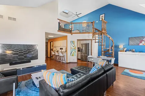 204 Racquet Club Court Hinsdale IL 60521