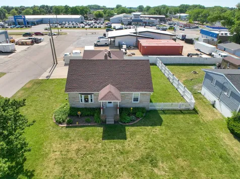 220 South 1st Street Elburn IL 60119