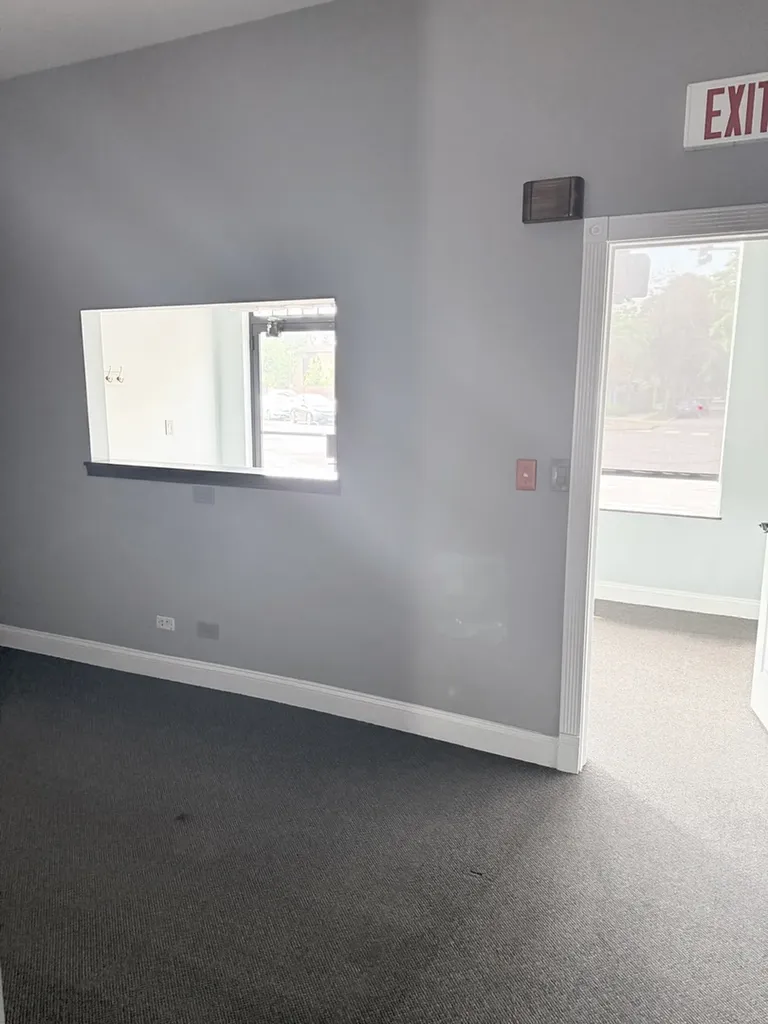 4937 West Foster Avenue Chicago IL 60630