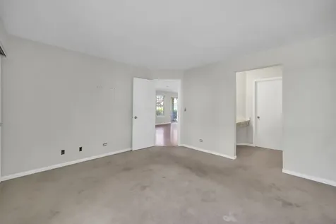 1308 Coldspring Road Carol Stream IL 60188