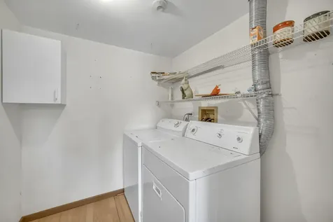 1308 Coldspring Road Carol Stream IL 60188
