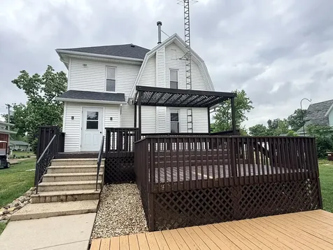 217 West Chestnut Street Compton IL 61318