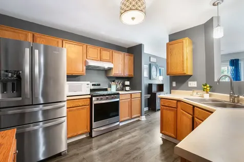 681 West Huron Hills Trail Round Lake Heights IL 60073