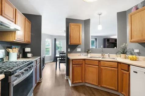 681 West Huron Hills Trail Round Lake Heights IL 60073