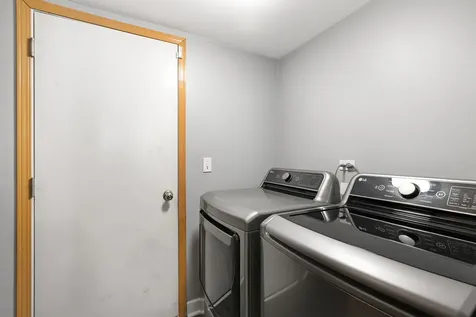 681 West Huron Hills Trail Round Lake Heights IL 60073