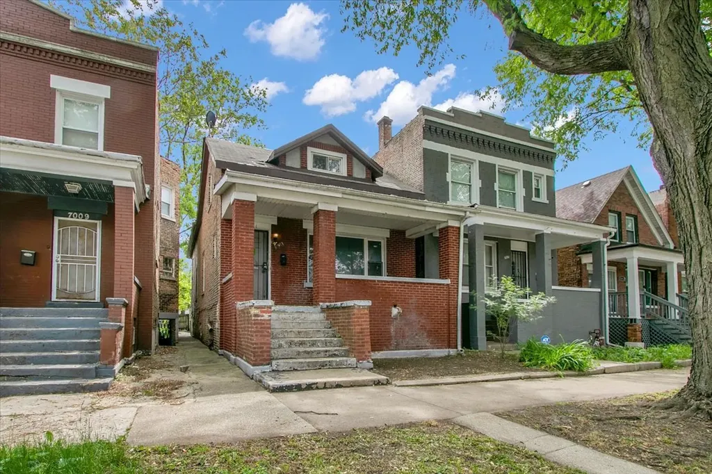 7011 South Calumet Avenue Chicago IL 60637