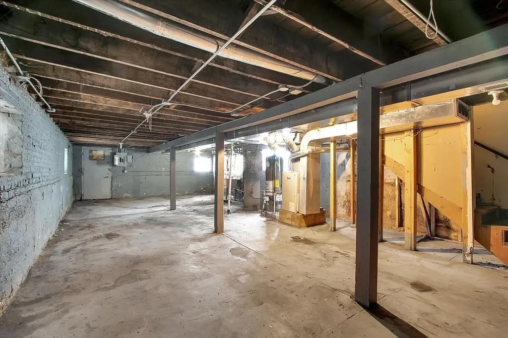 7011 South Calumet Avenue Chicago IL 60637