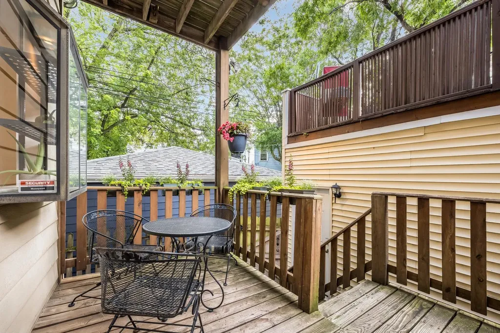 1866 North Sheffield Avenue Chicago IL 60614