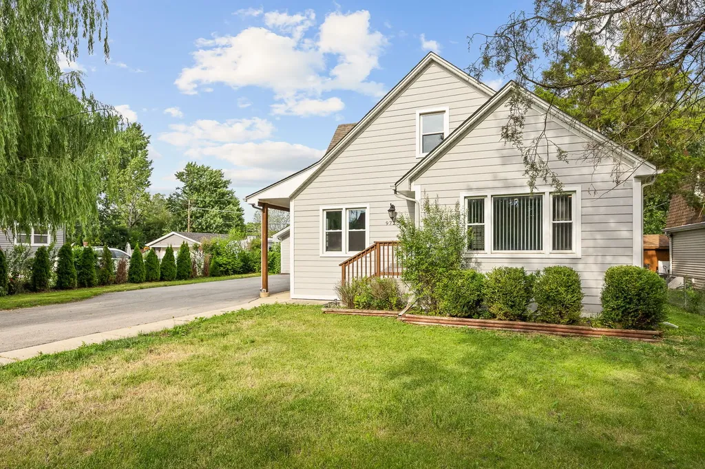 9725 Normandy Avenue Oak Lawn IL 60453