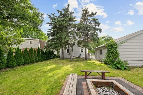 9725 Normandy Avenue Oak Lawn IL 60453