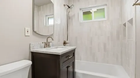 2213 Mayfair Avenue Westchester IL 60154