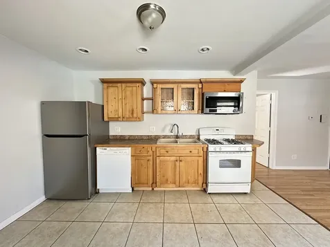 2458 North Clybourn Avenue Chicago IL 60614