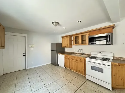 2458 North Clybourn Avenue Chicago IL 60614