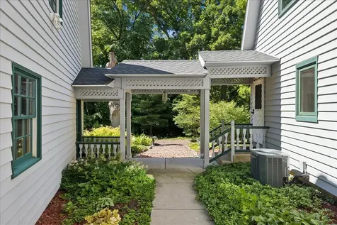 6205 Katmai Trail Mchenry IL 60050