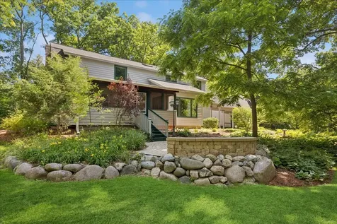6205 Katmai Trail Mchenry IL 60050