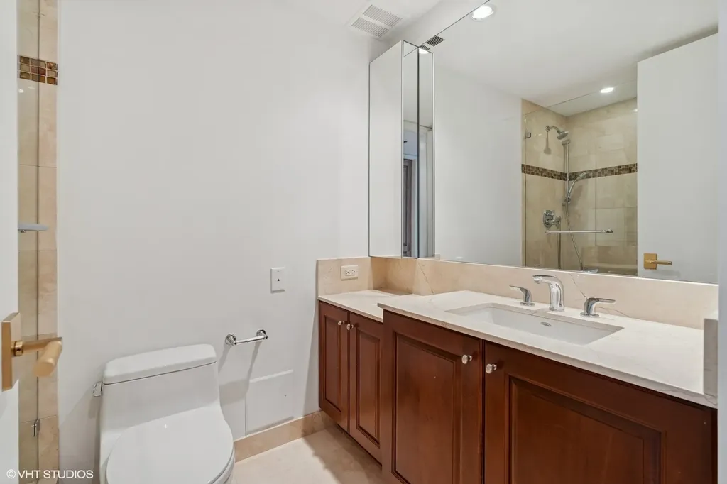180 East Pearson Street Chicago IL 60611