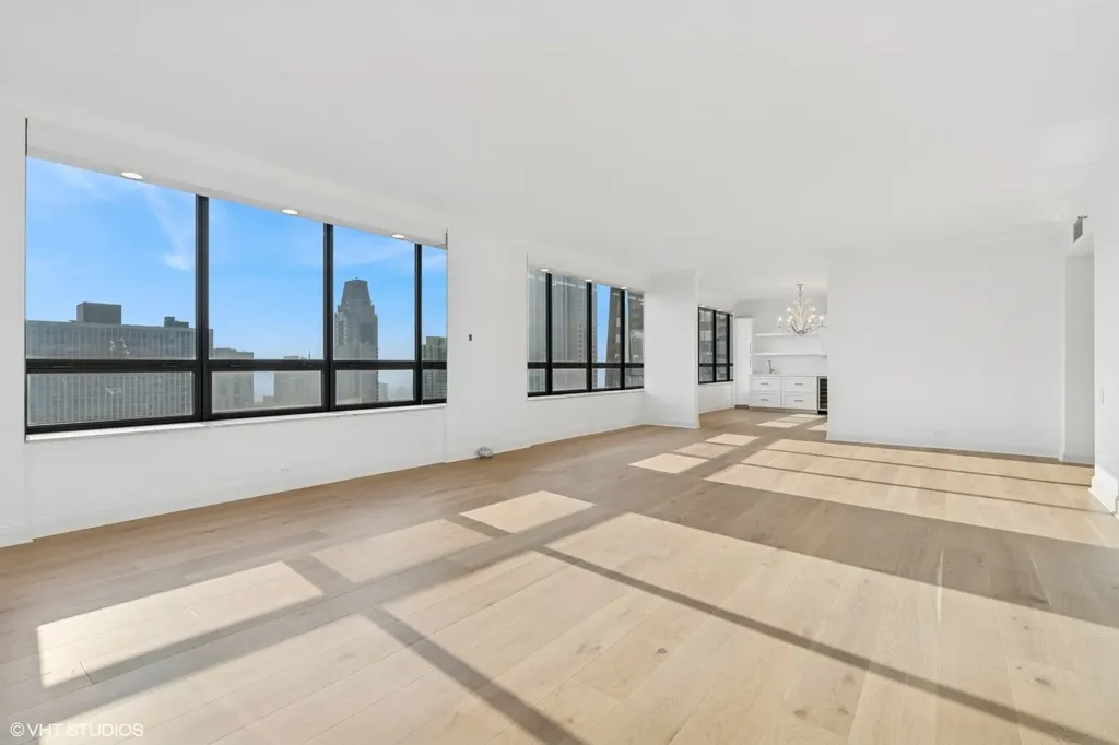 180 East Pearson Street Chicago IL 60611