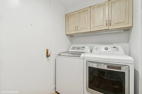 180 East Pearson Street Chicago IL 60611