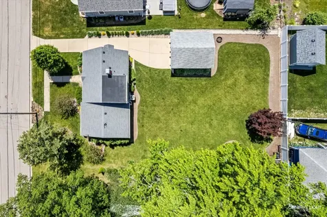 417 South 13th Avenue St. Charles IL 60174