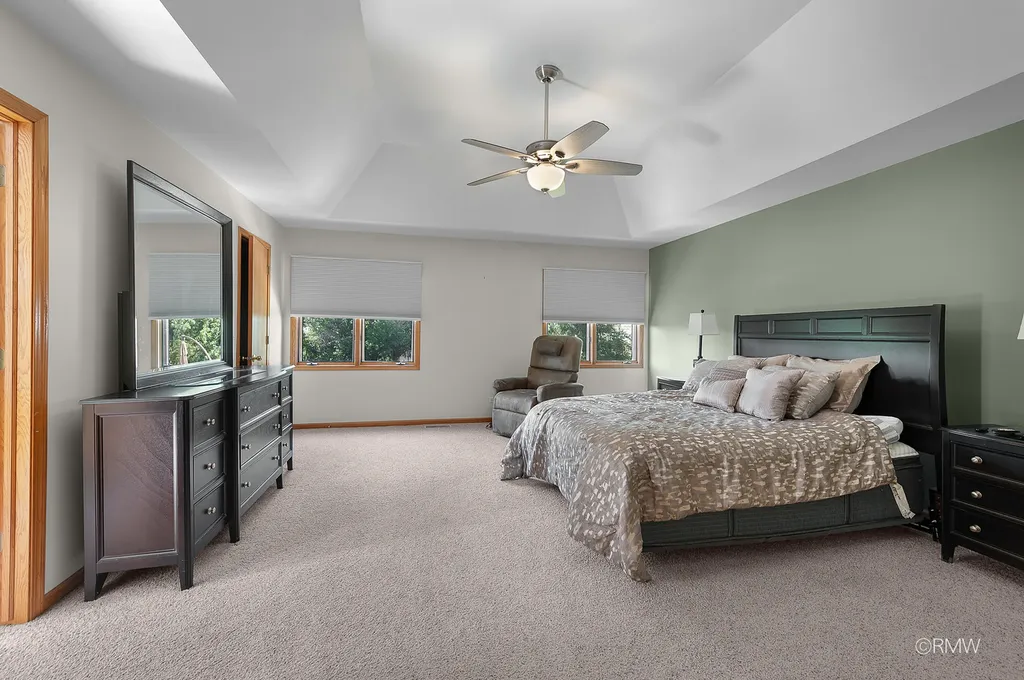 1216 West Grove Street Addison IL 60101
