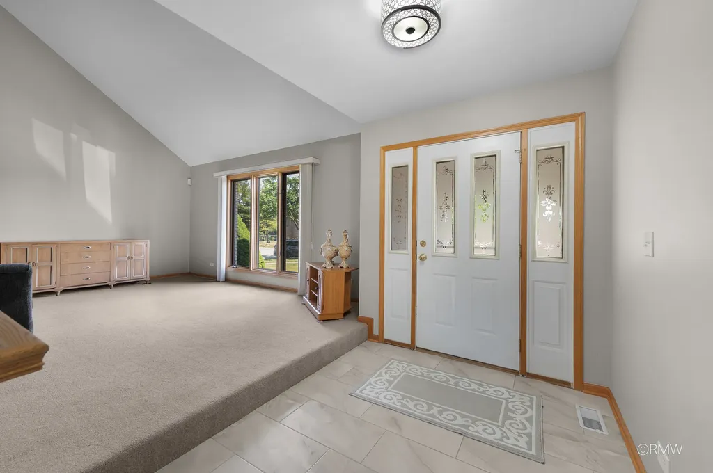 1216 West Grove Street Addison IL 60101